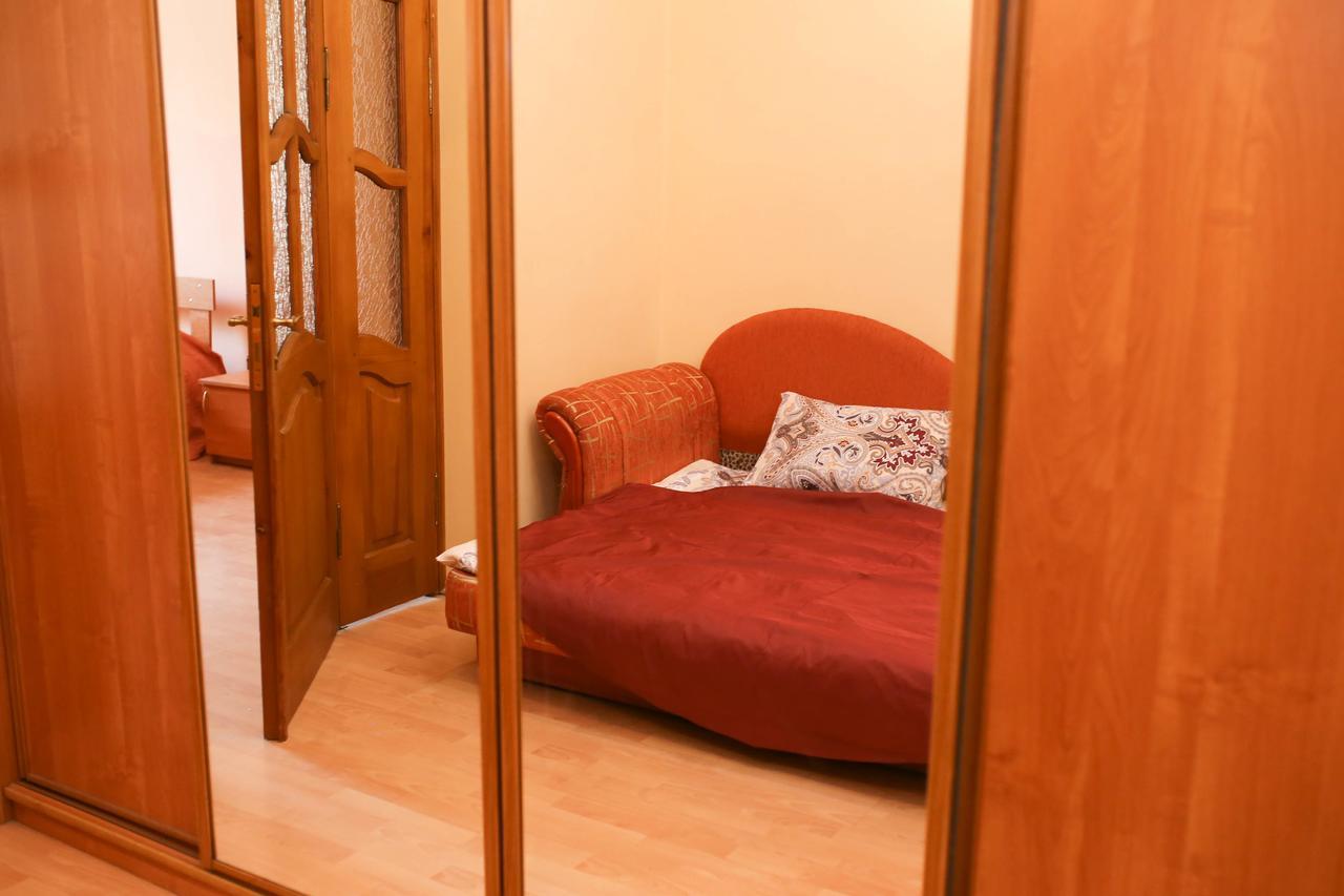 Apartment Near St. Elizabeth Church Lviv Exterior photo
