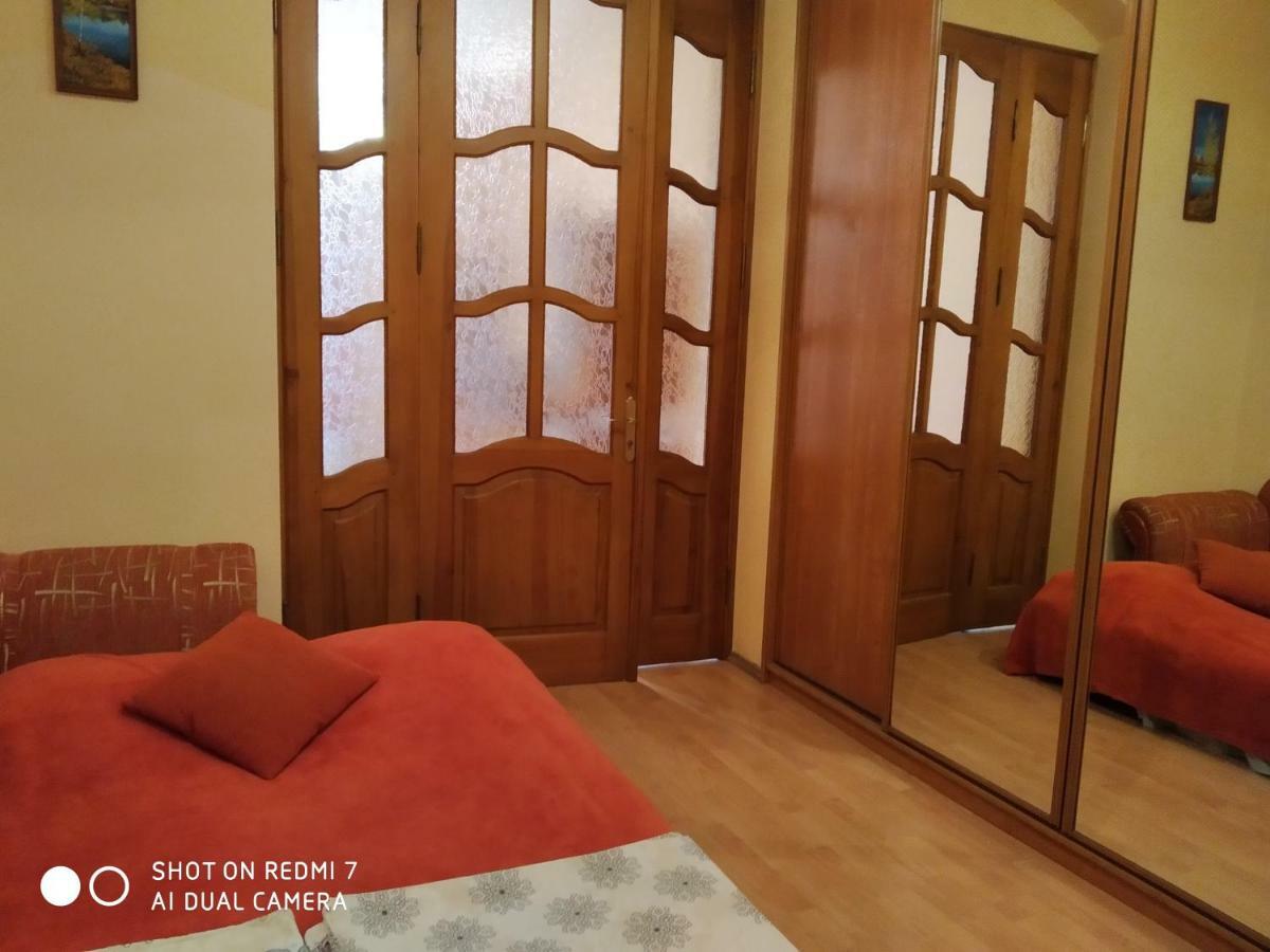 Apartment Near St. Elizabeth Church Lviv Exterior photo